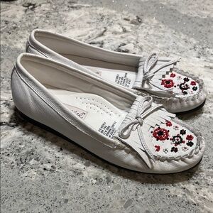 Adrian Dilafield White Leather White Moccasins Size 6